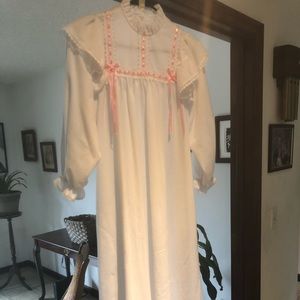 American Girl Samantha Nightgown